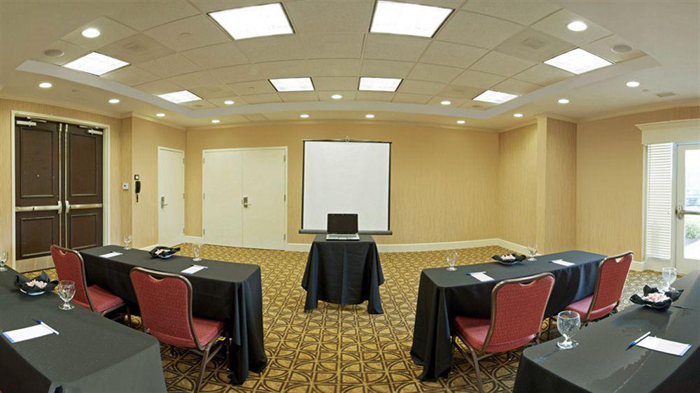 Hilton Garden Atlanta Airport North Hotel 3*