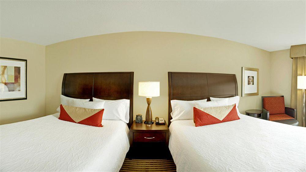 Hilton Garden Atlanta Airport North 3*
