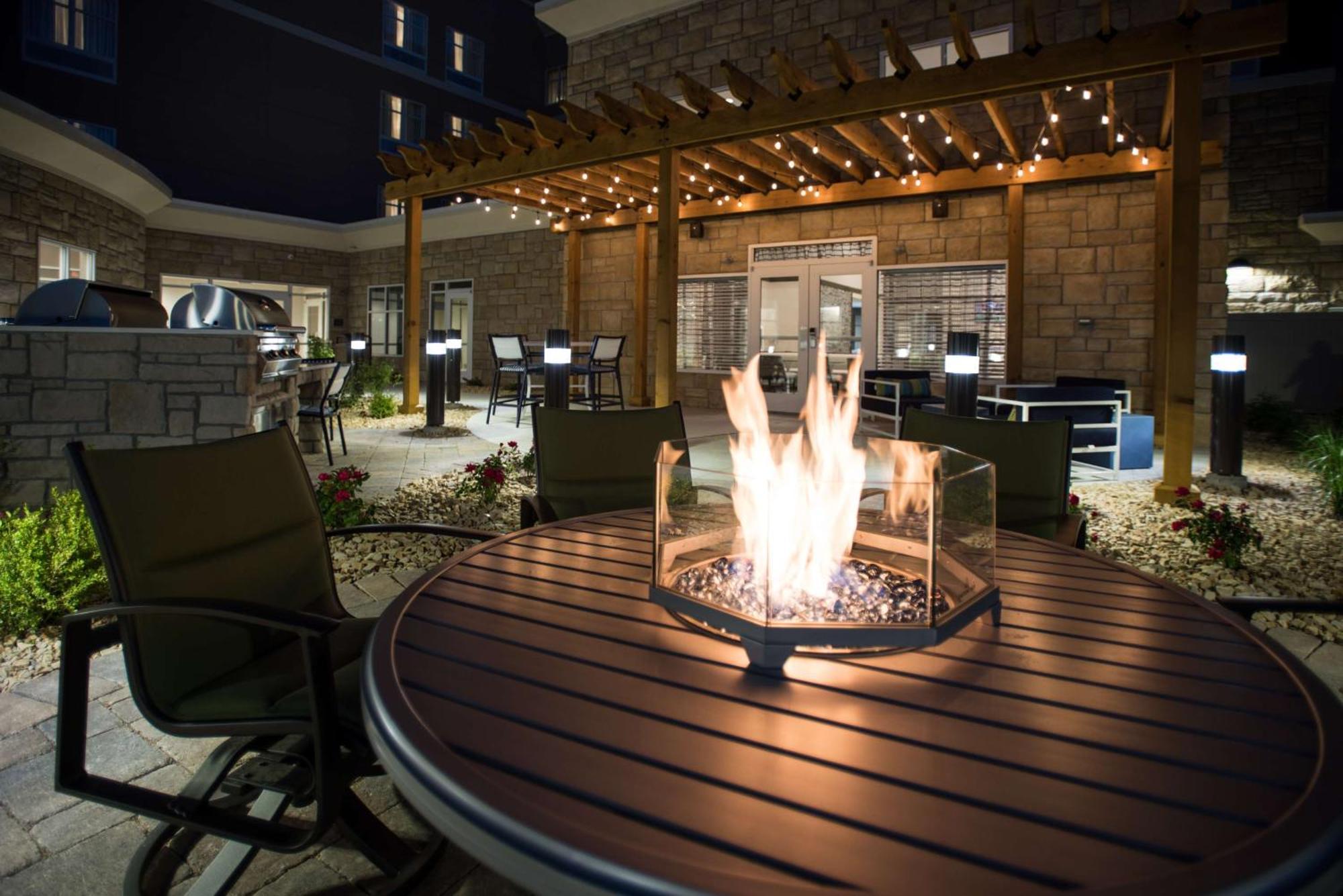 Hilton Garden Atlanta Airport North