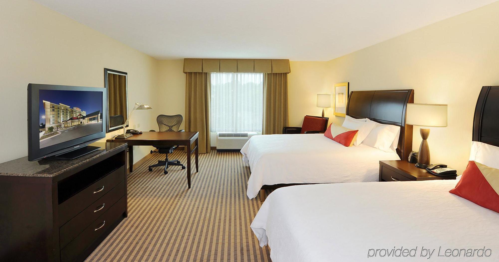 Hilton Garden Atlanta Airport North 3*