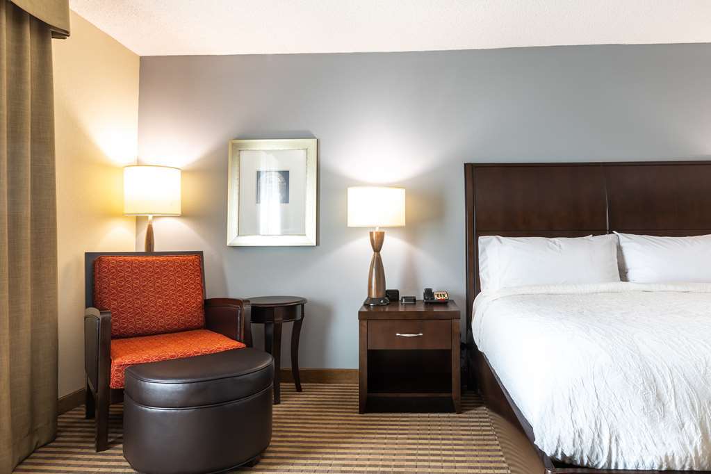 Hilton Garden Atlanta Airport North Hotel College Park